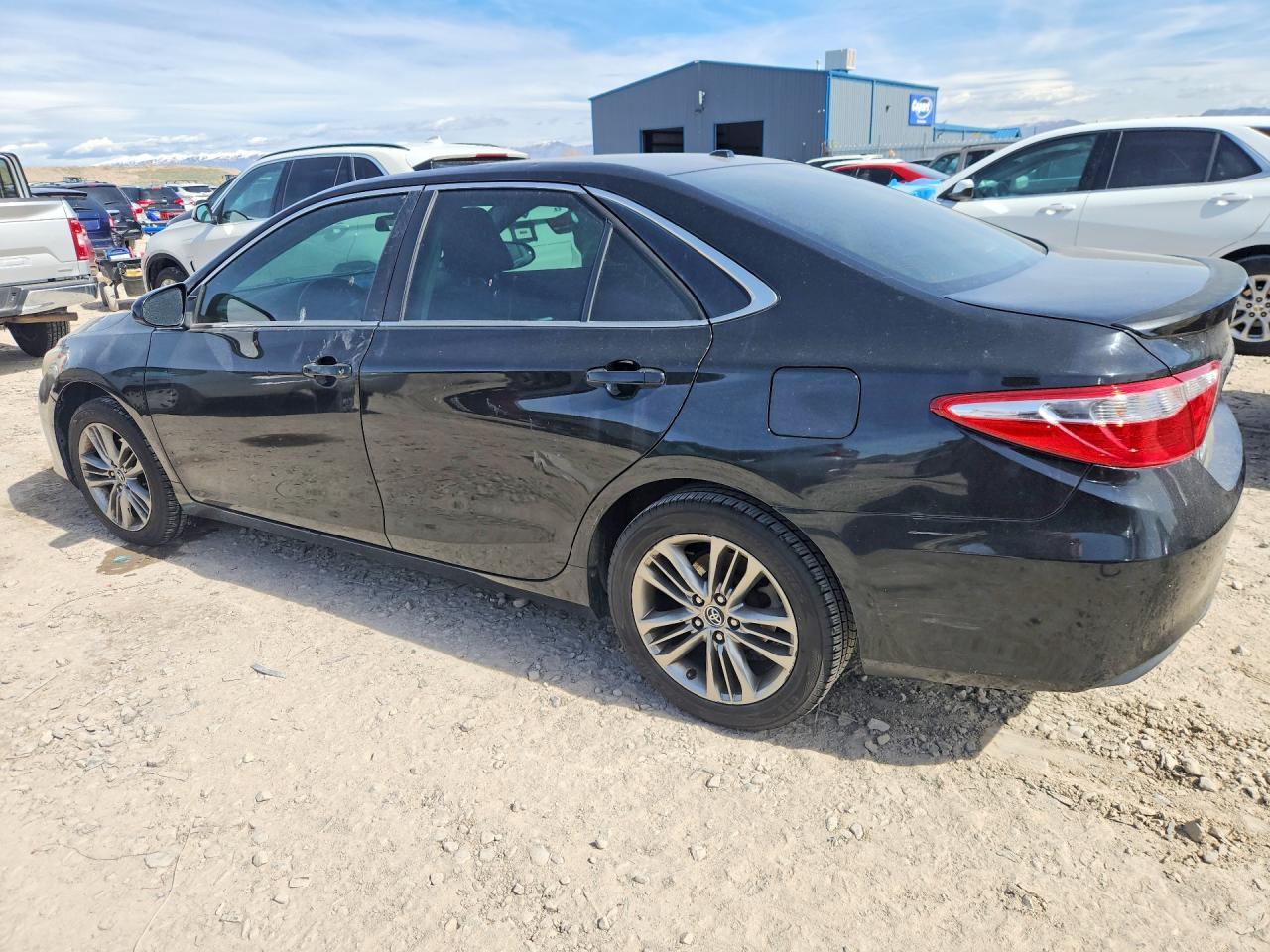 2015 TOYOTA CAMRY