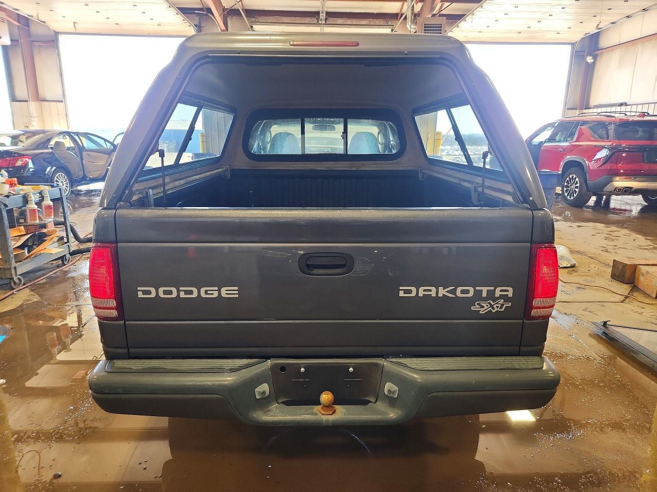 2004 DODGE Dakota
