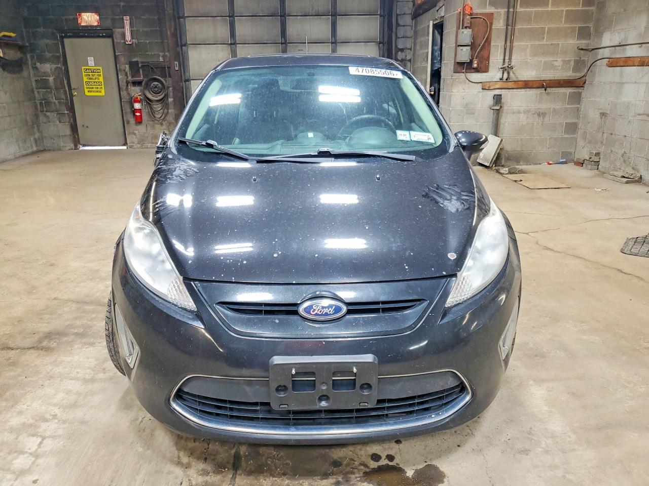2011 FORD Fiesta