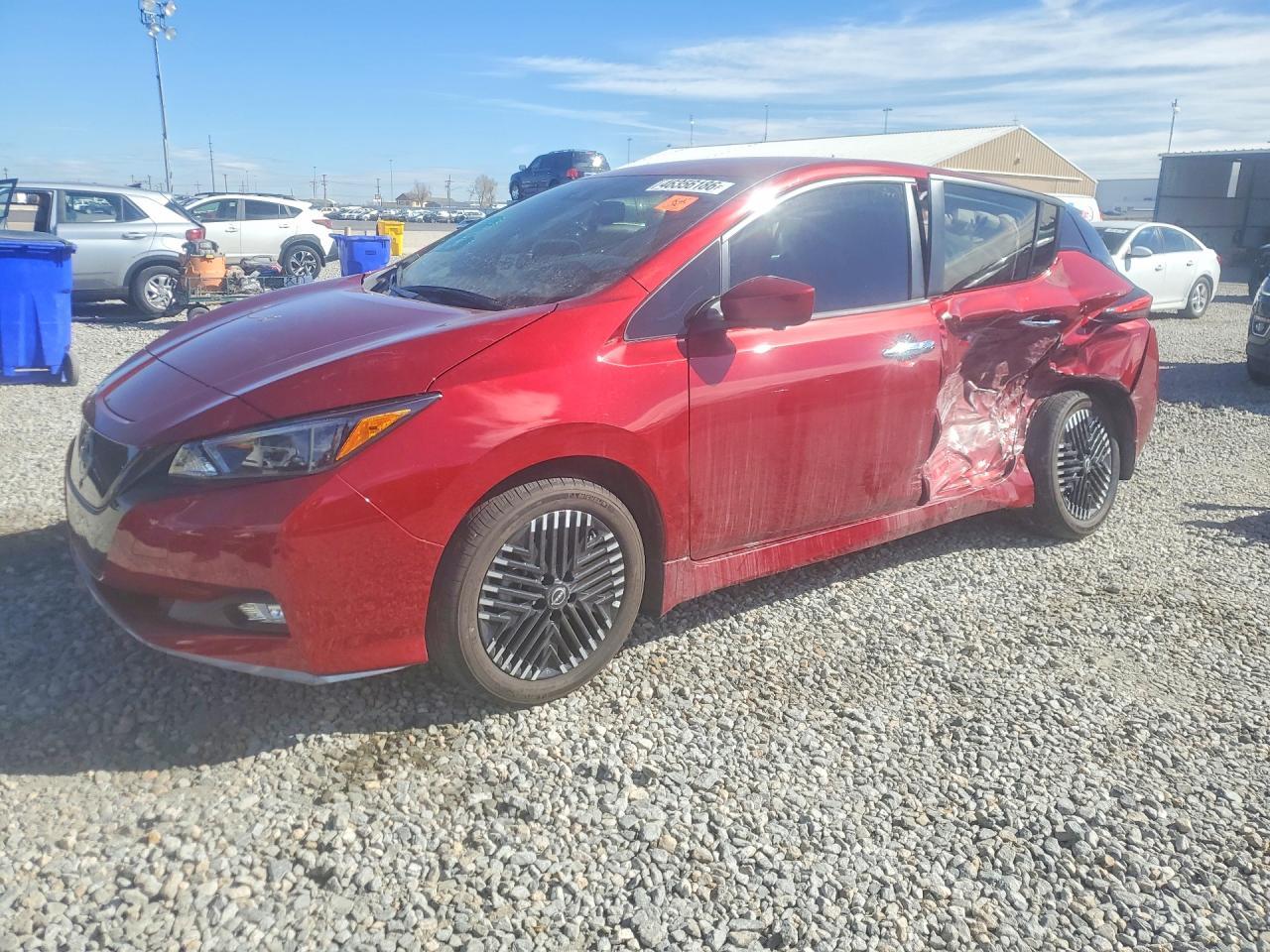 2023 NISSAN LEAF