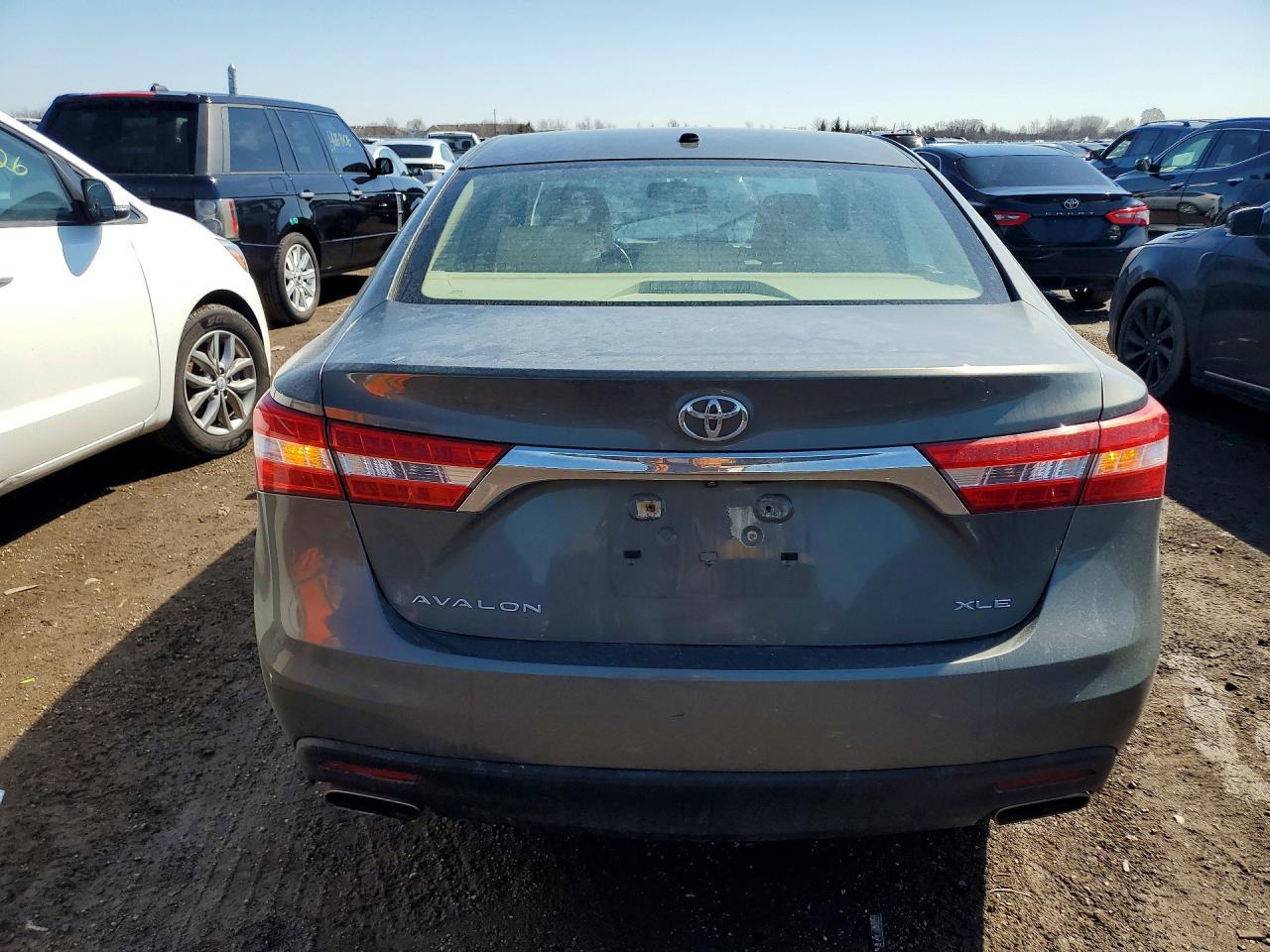 2014 TOYOTA Avalon
