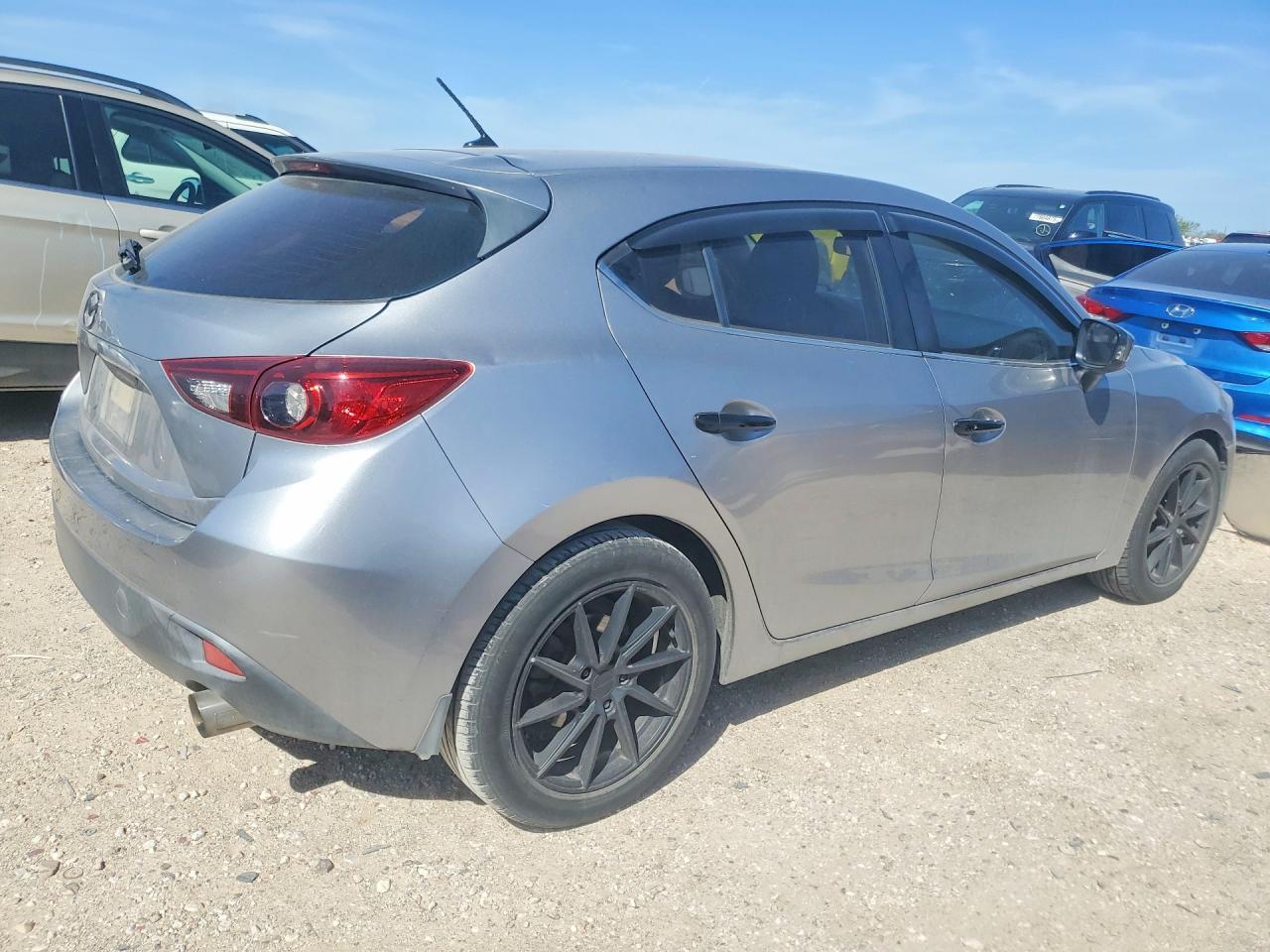 2014 MAZDA 3