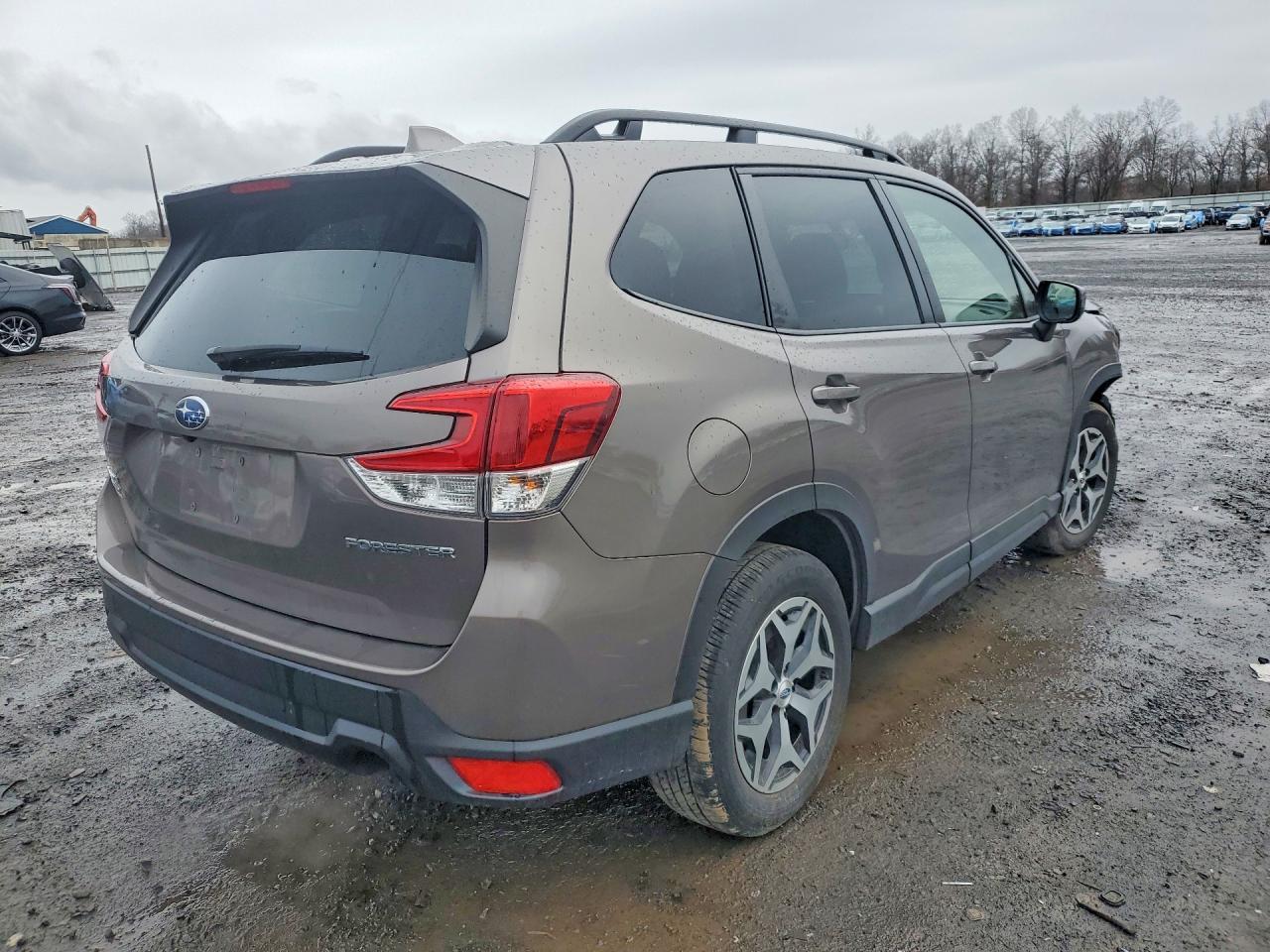 2023 SUBARU FORESTER