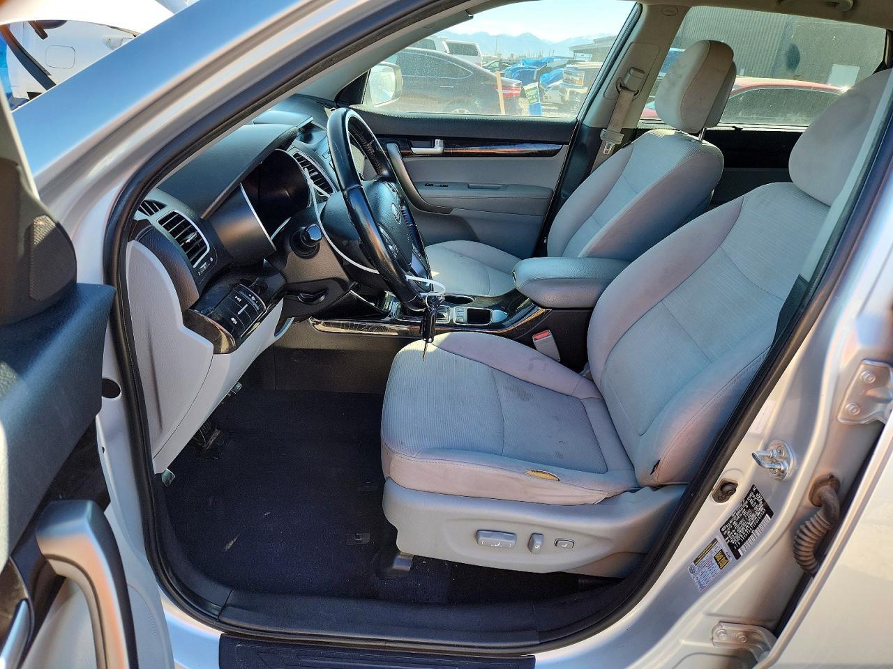 2014 KIA SORENTO