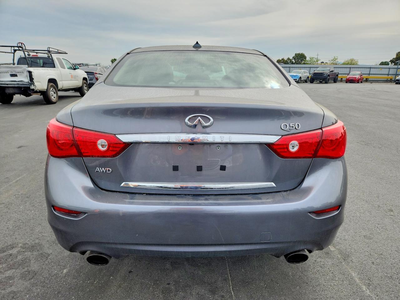 2017 INFINITI Q50