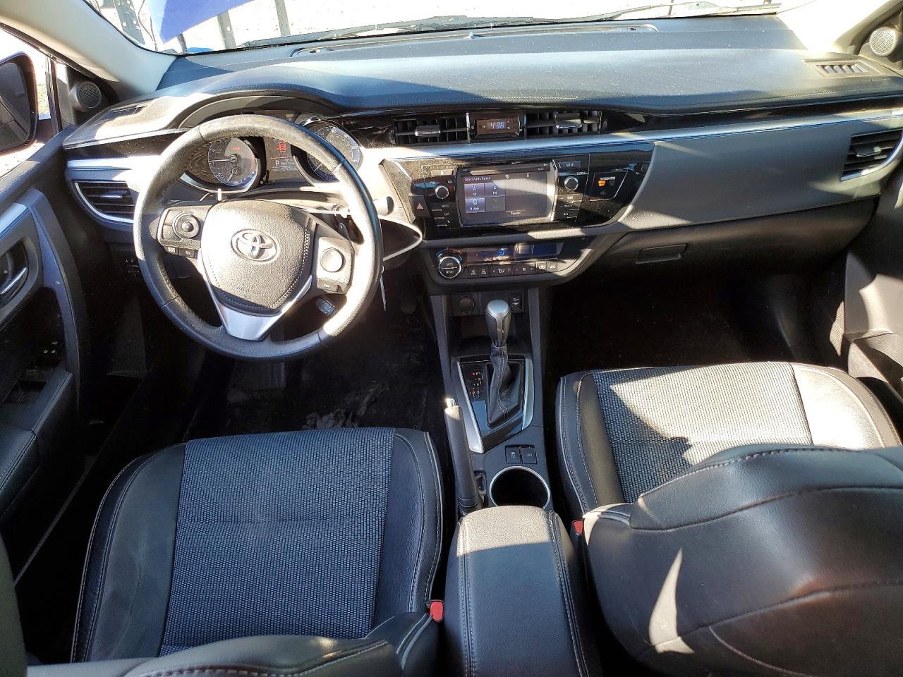 2015 TOYOTA COROLLA