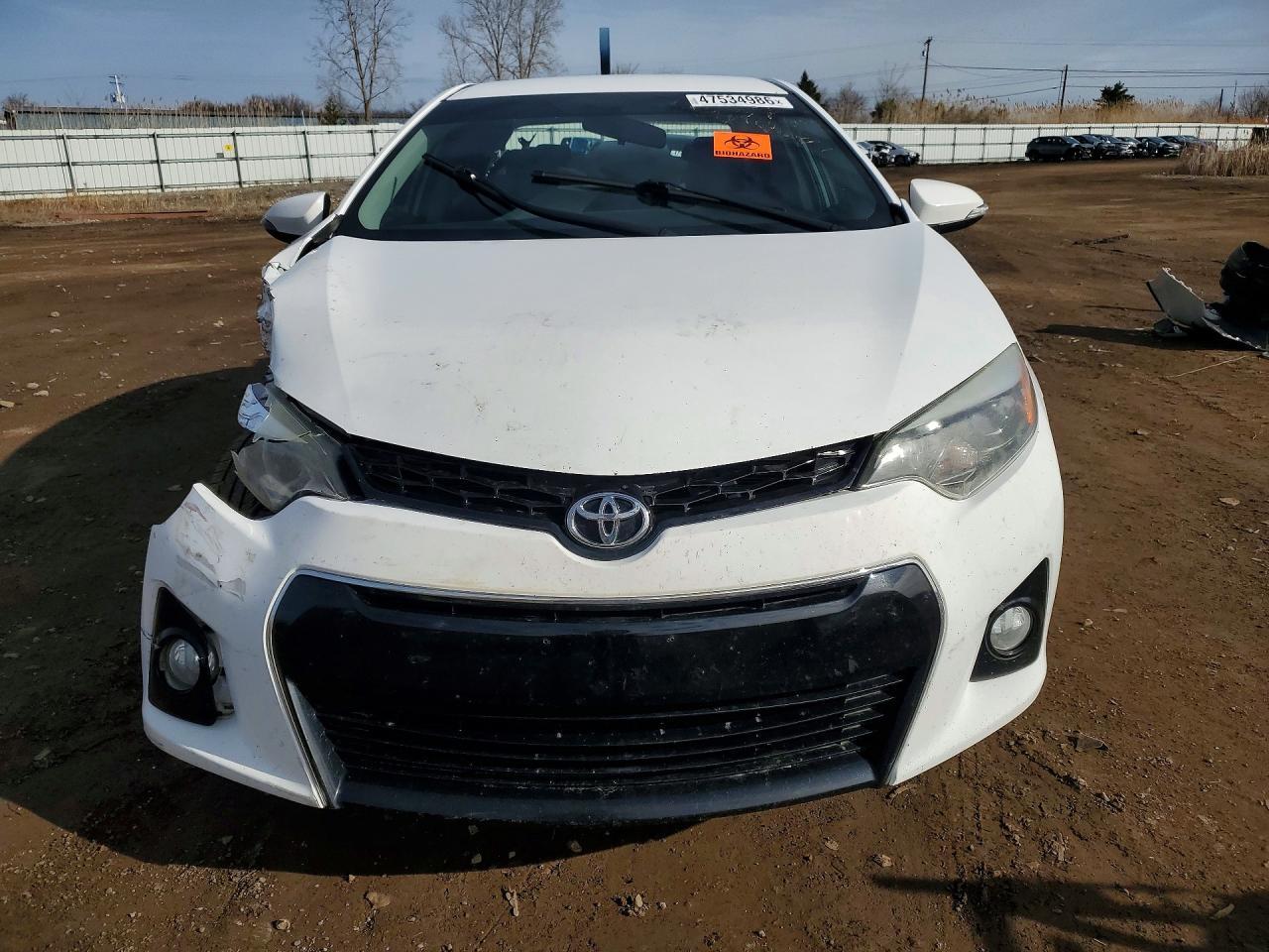2015 TOYOTA COROLLA