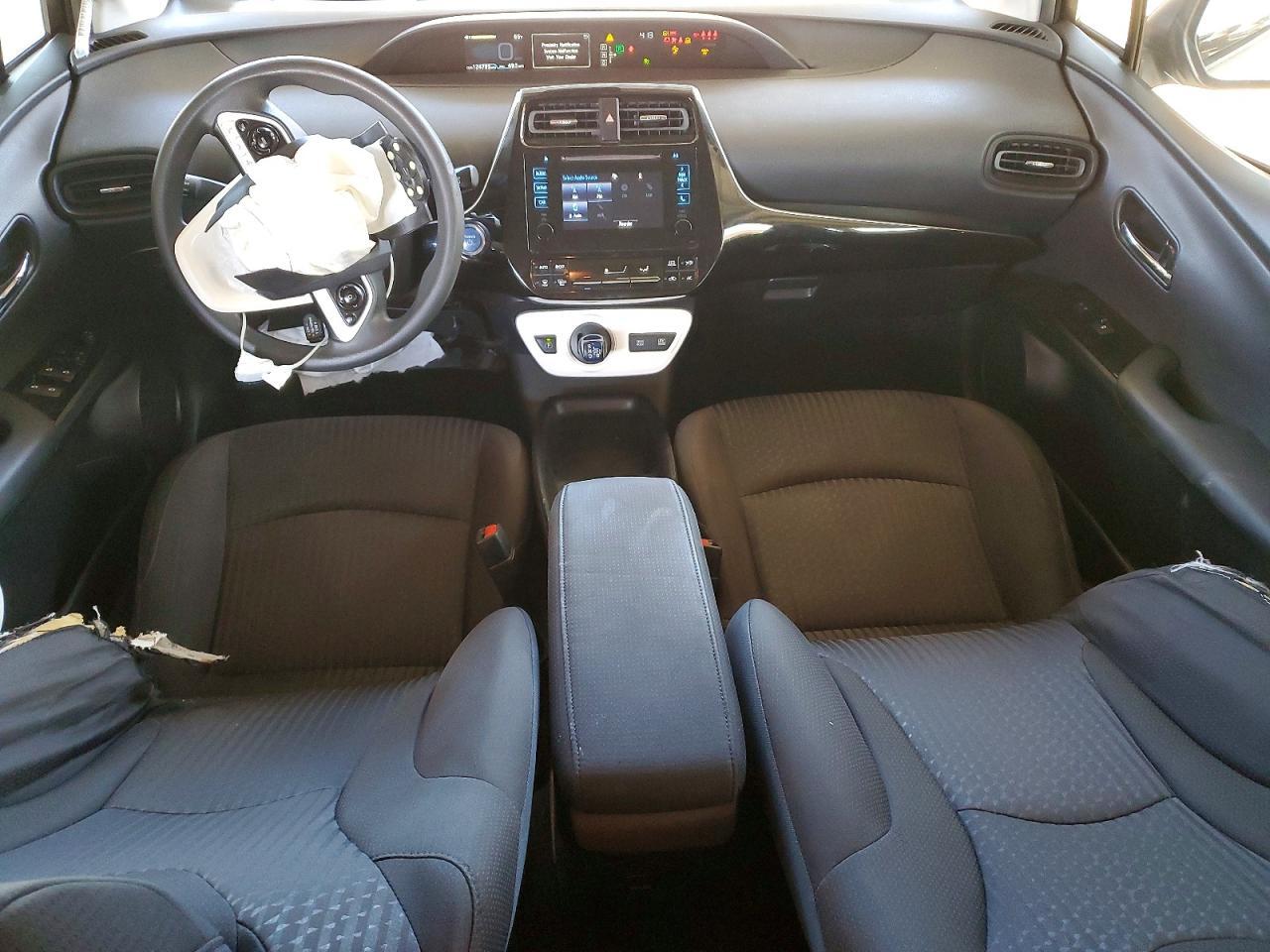 2017 TOYOTA PRIUS