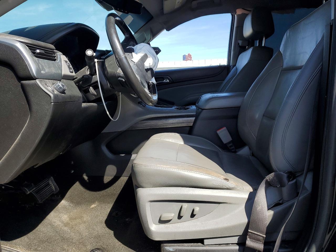2018 CHEVROLET Suburban