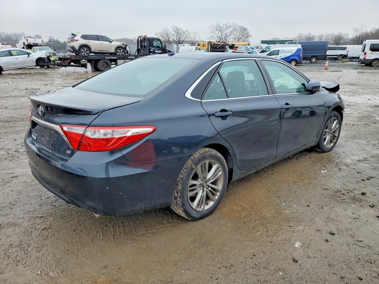 2017 TOYOTA CAMRY