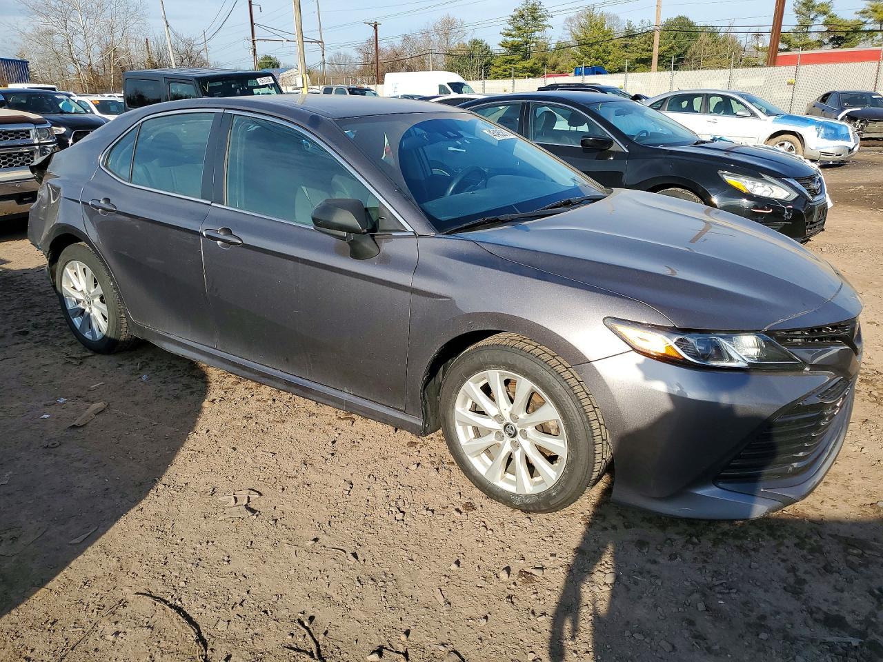 2019 TOYOTA CAMRY