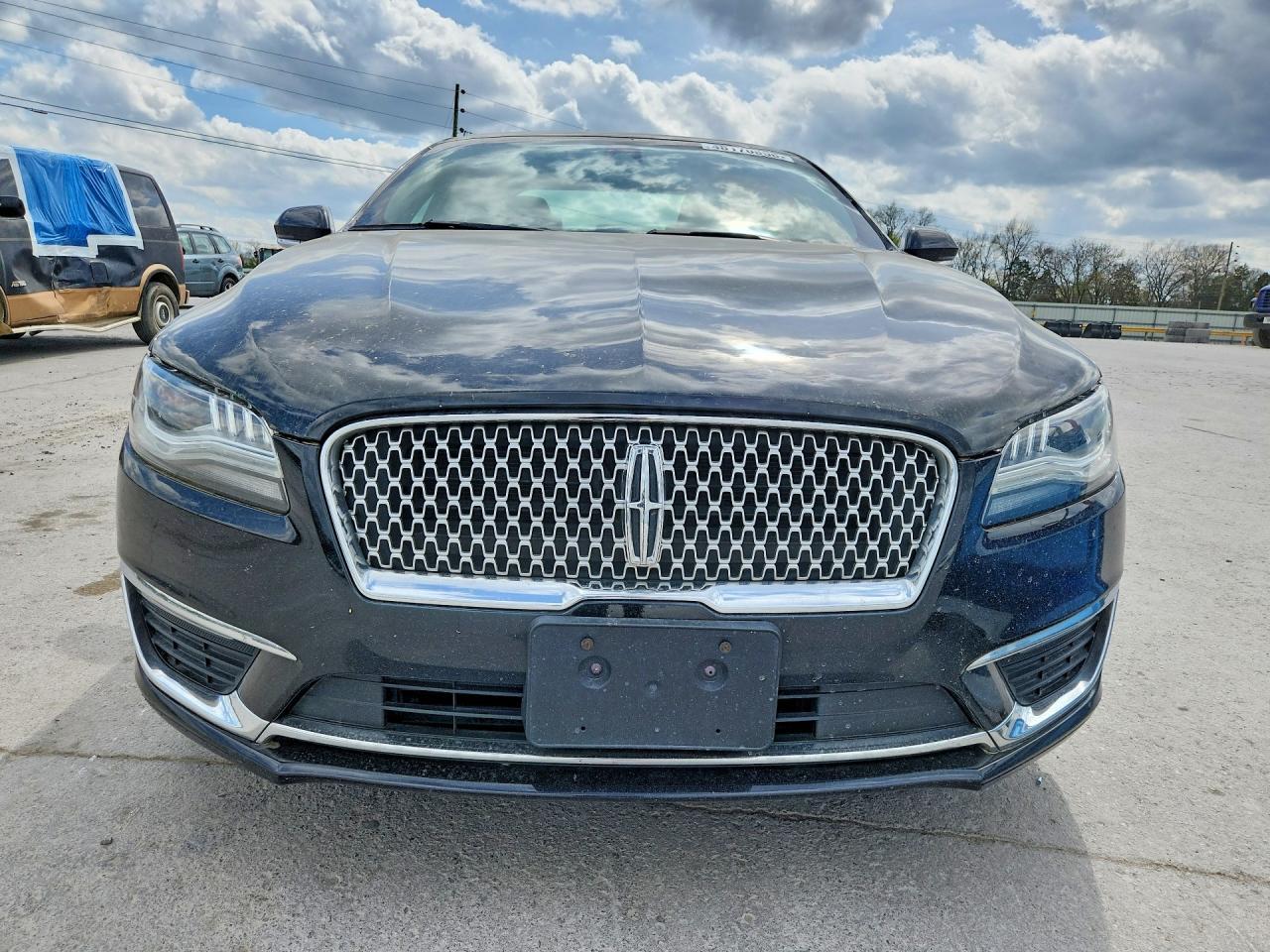 2017 LINCOLN MKZ