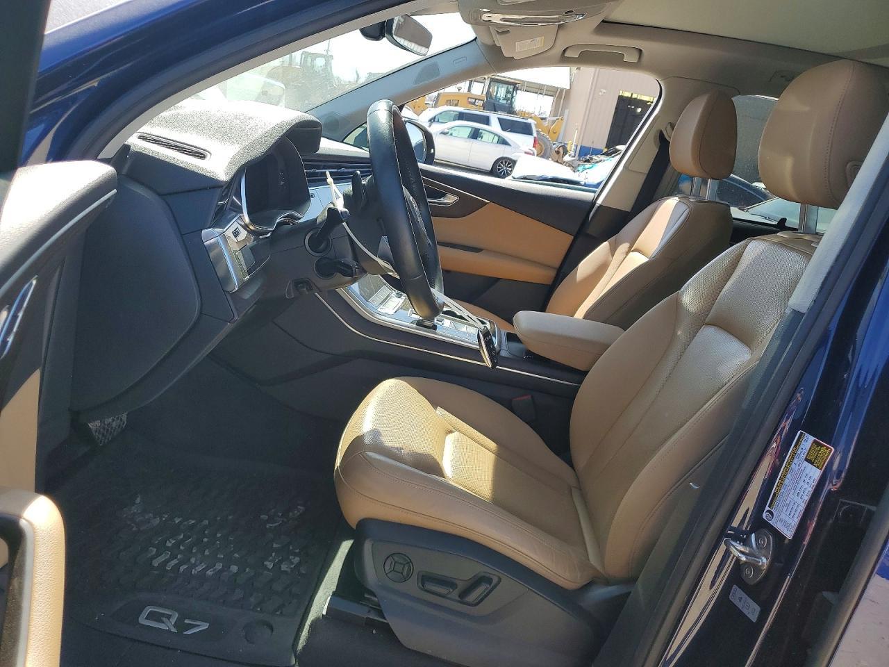 2020 AUDI Q7