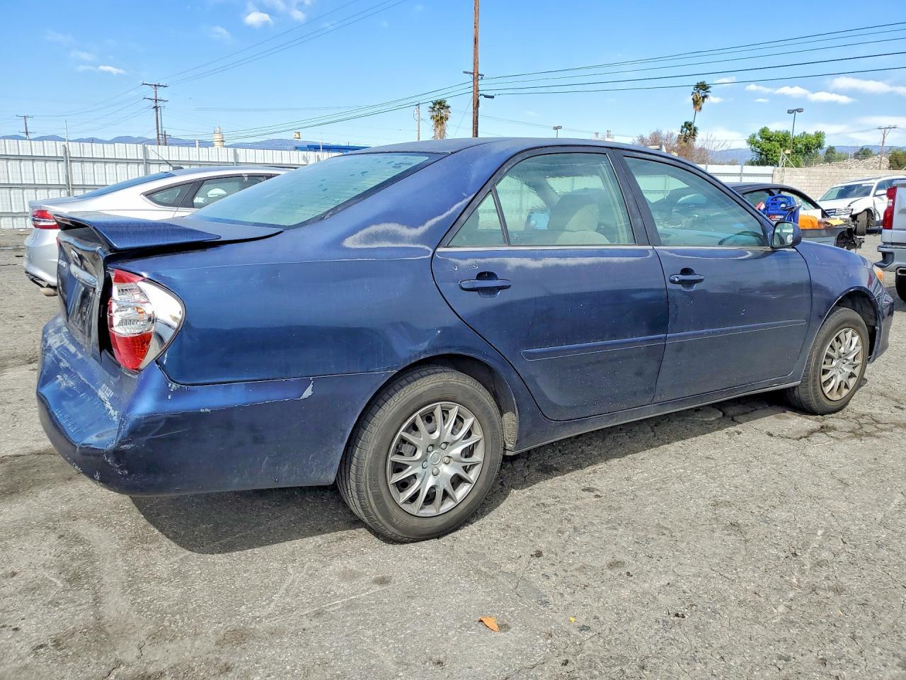 2004 TOYOTA CAMRY