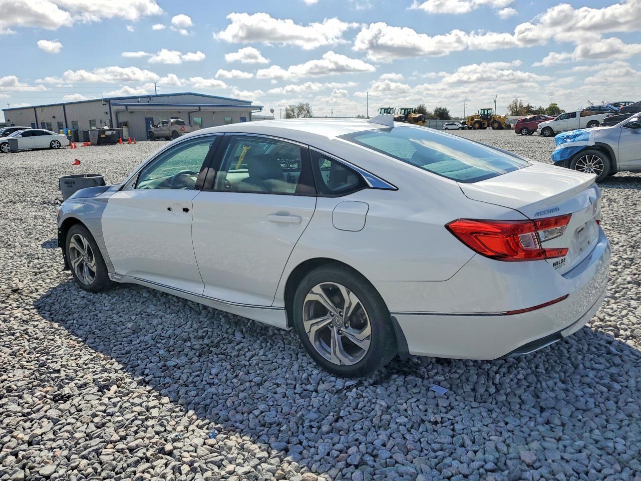 2018 HONDA ACCORD