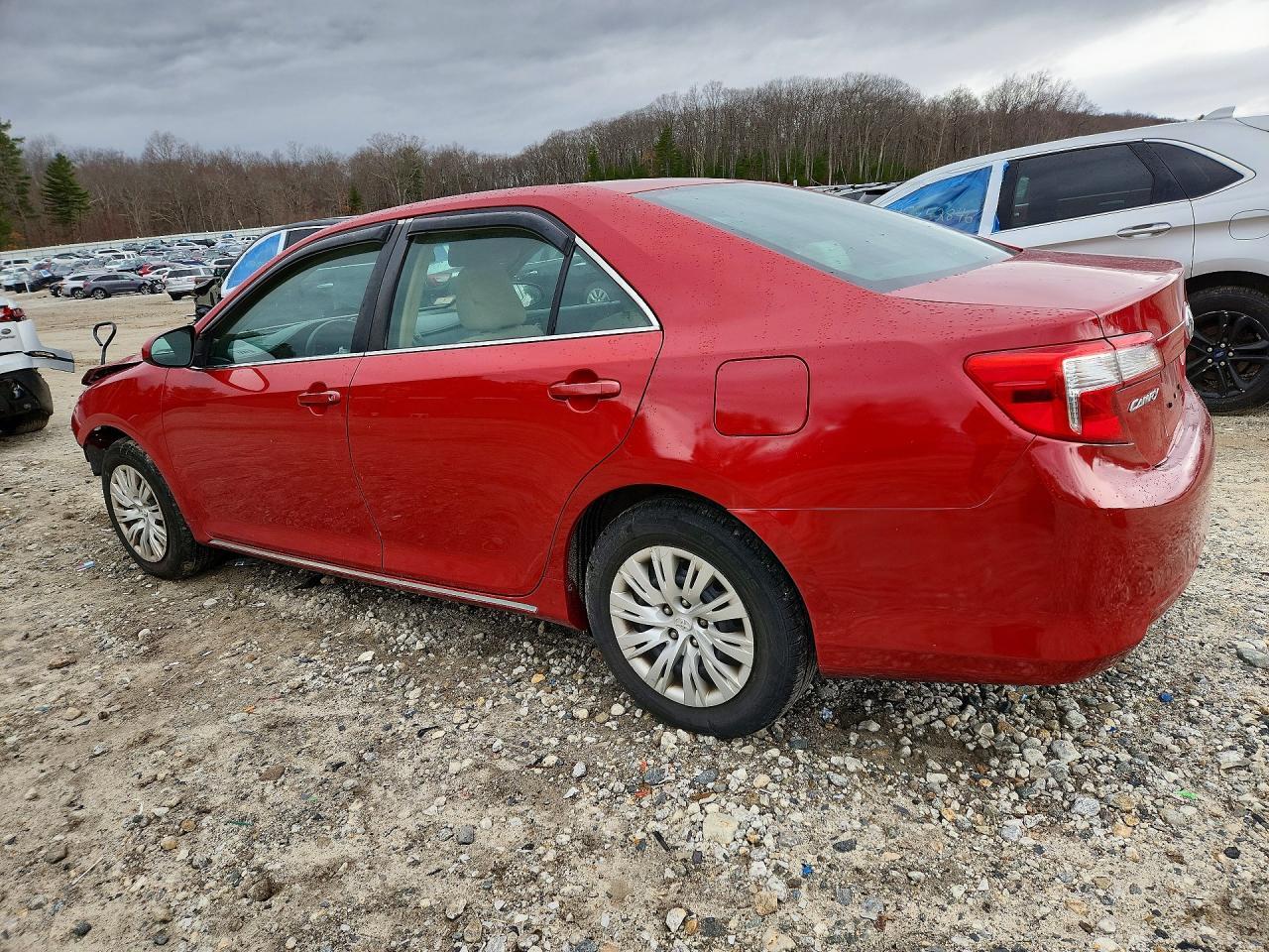 2014 TOYOTA CAMRY