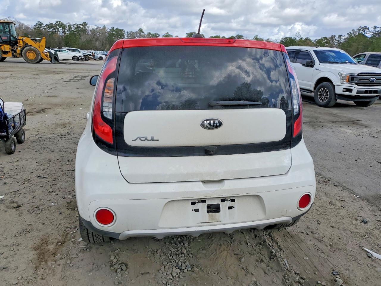 2017 KIA SOUL