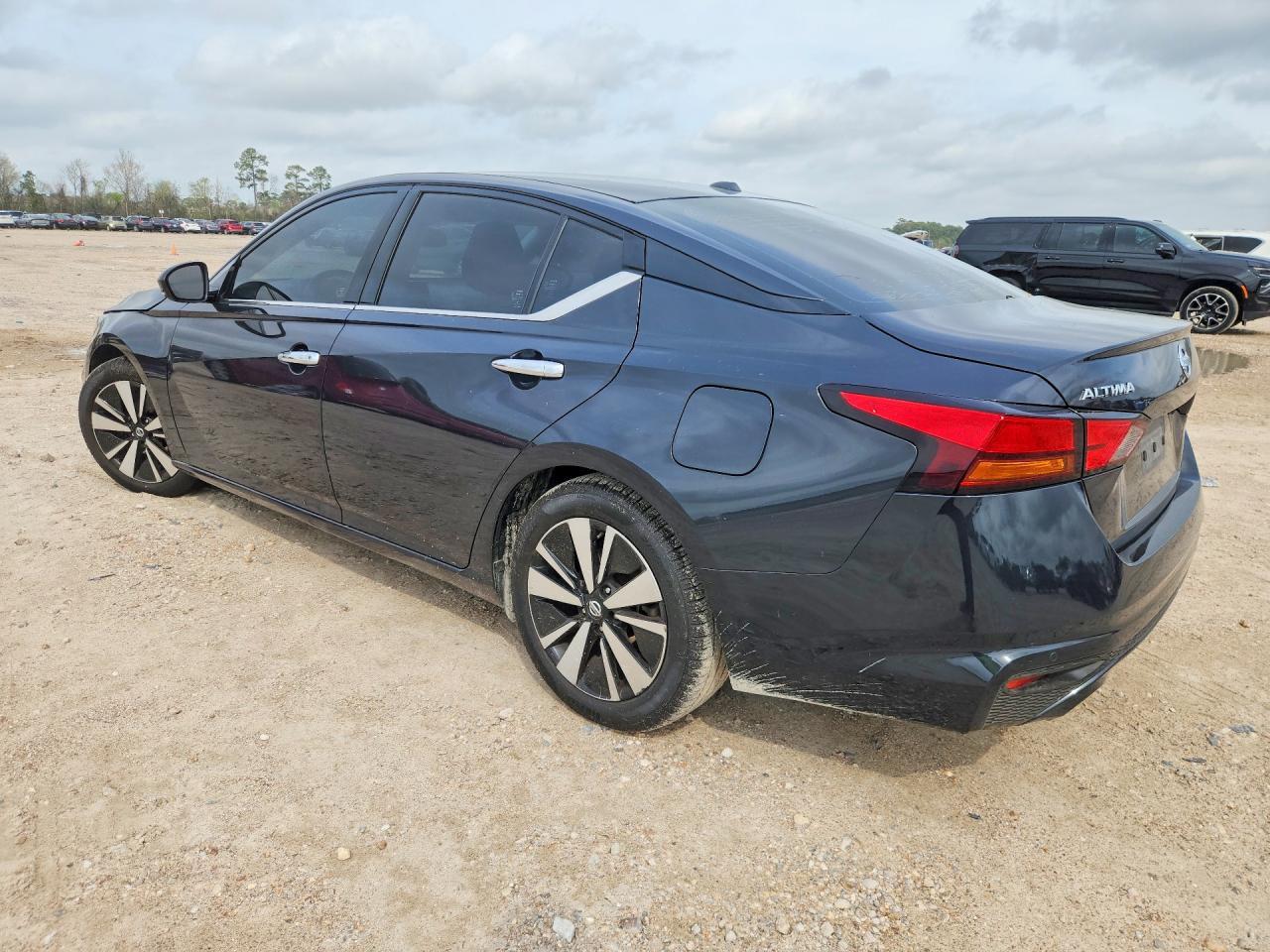 2019 NISSAN ALTIMA