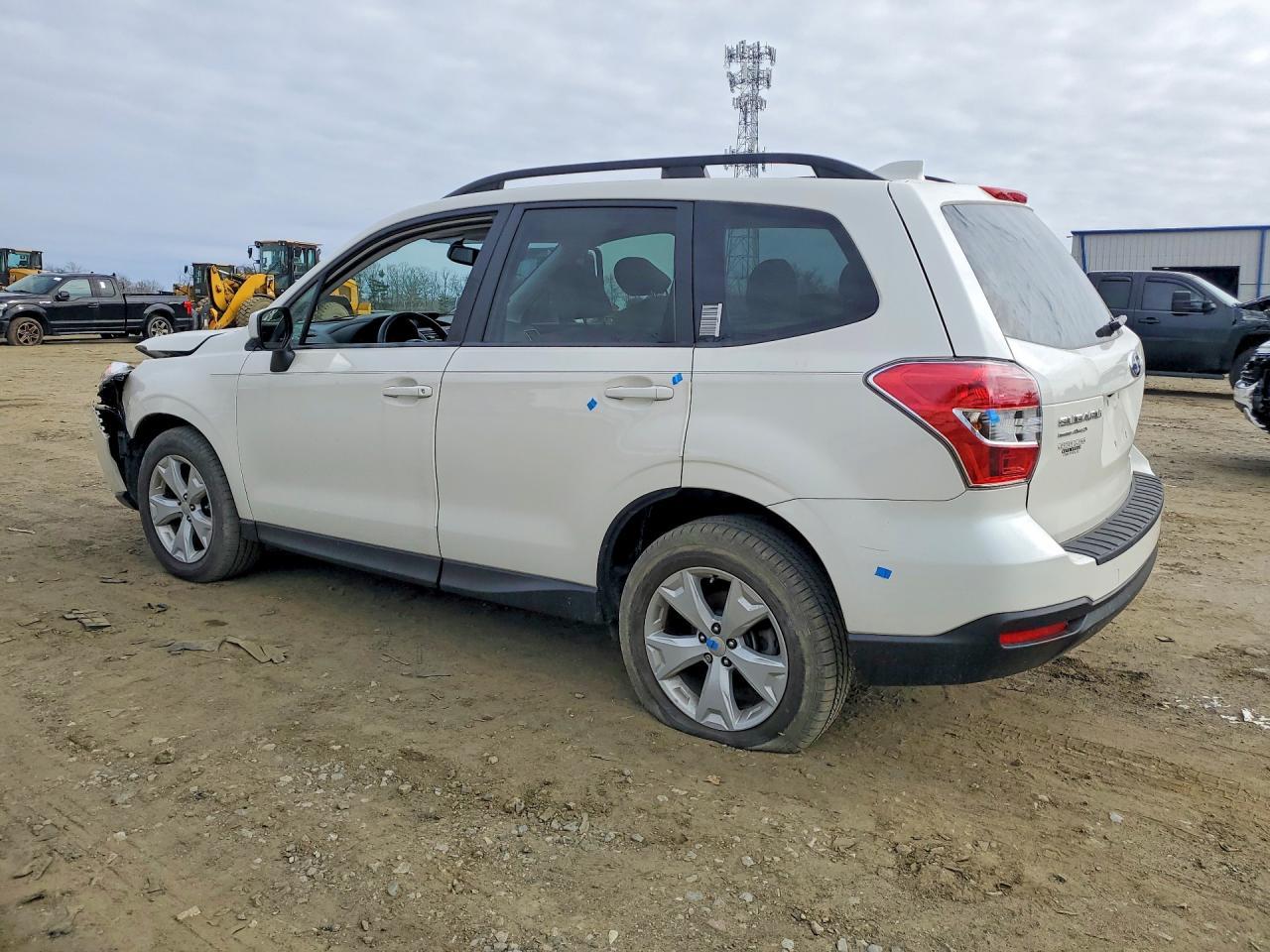 2016 SUBARU FORESTER