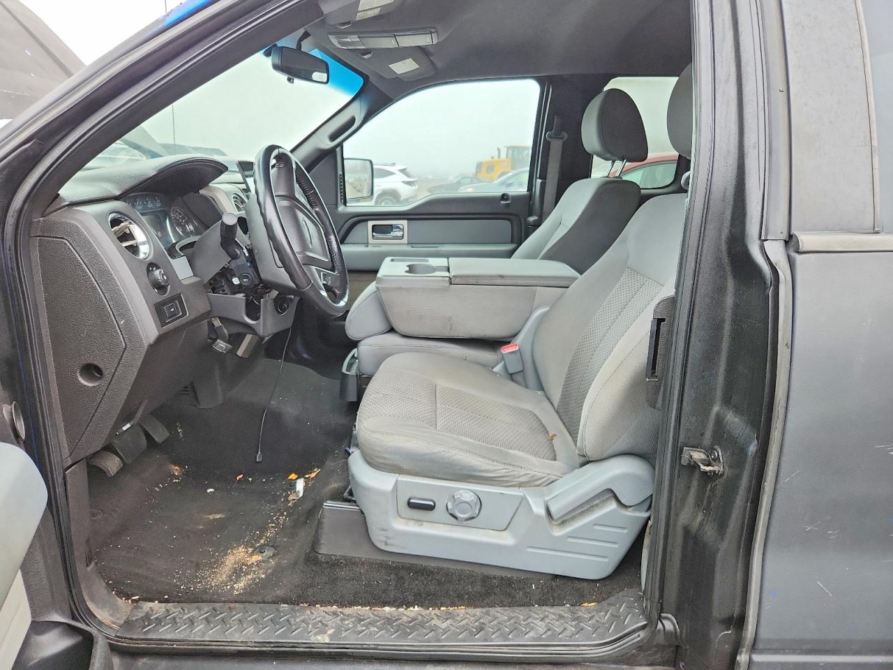 2011 FORD F-150