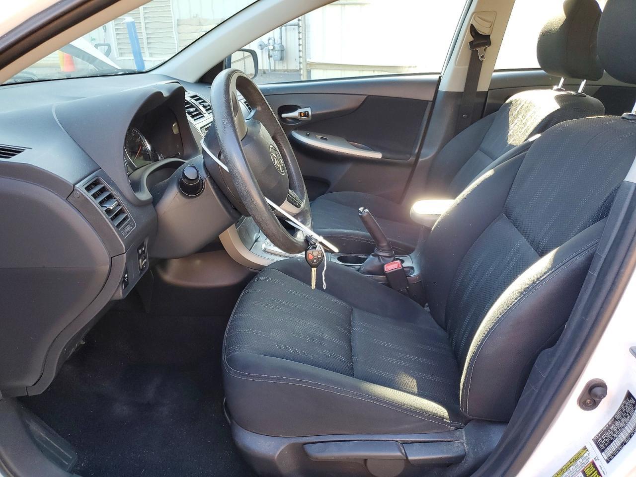 2013 TOYOTA COROLLA