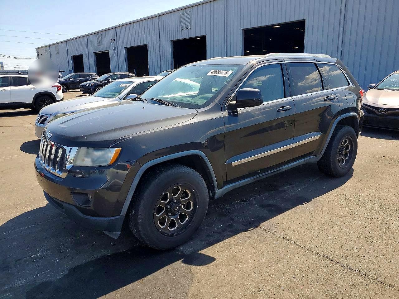 2011 JEEP Grand Cherokee