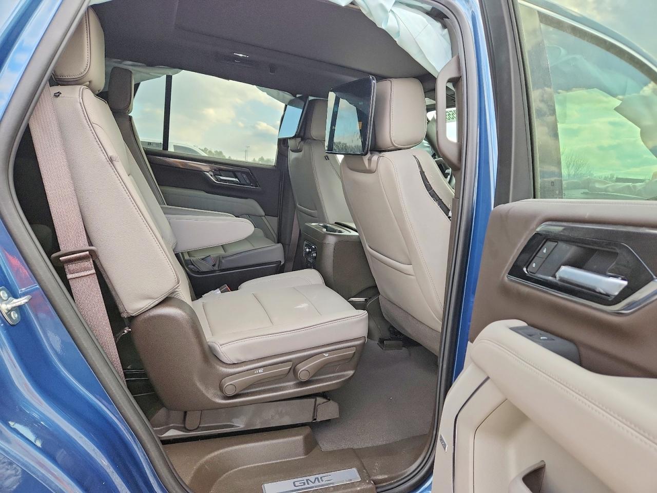 2025 GMC Yukon