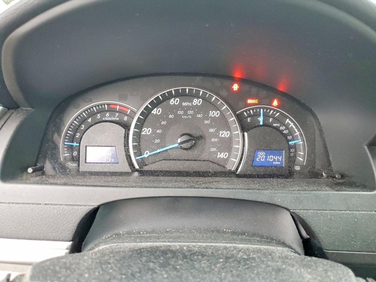 2013 TOYOTA CAMRY