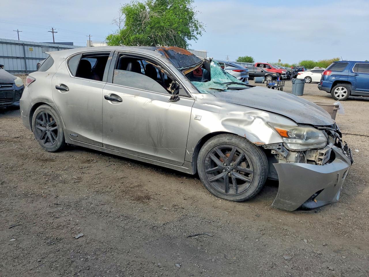 2016 LEXUS CT 200H