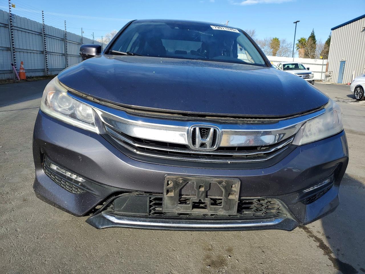2016 HONDA ACCORD