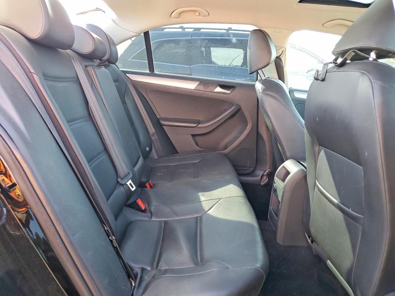 2017 VOLKSWAGEN JETTA