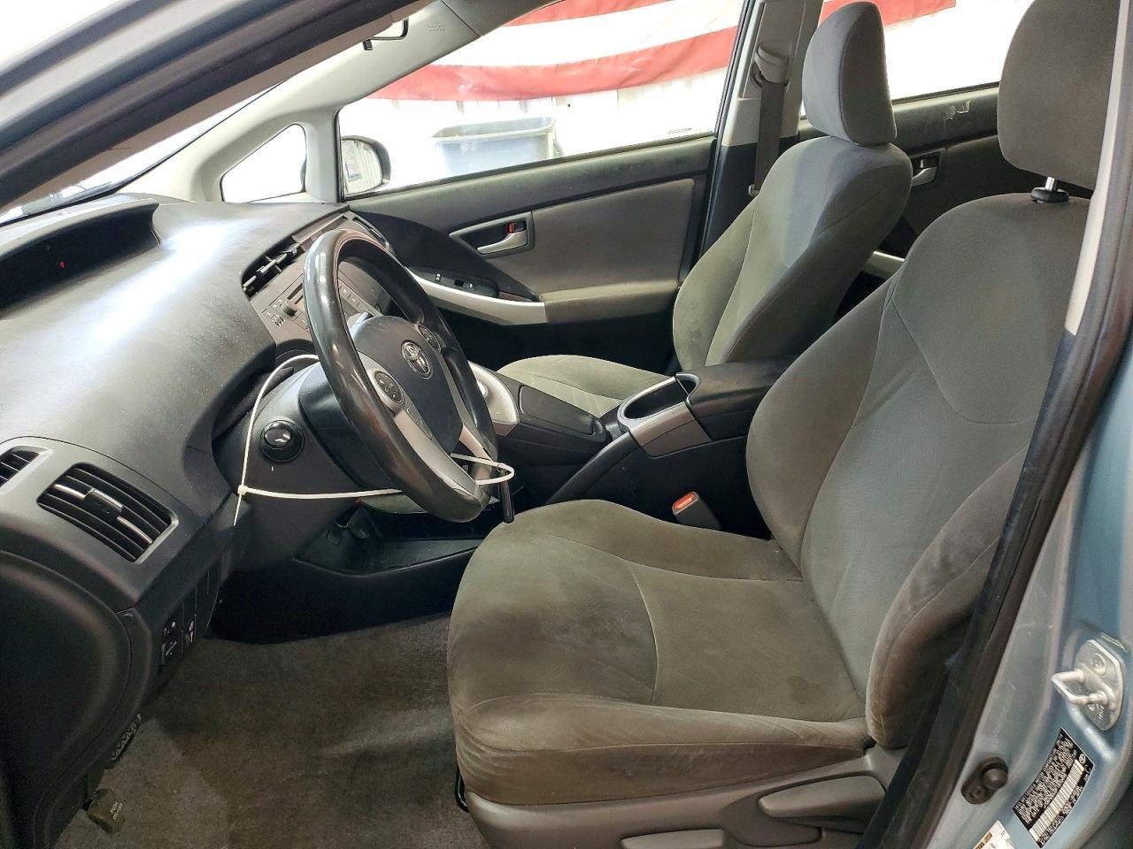 2015 TOYOTA PRIUS