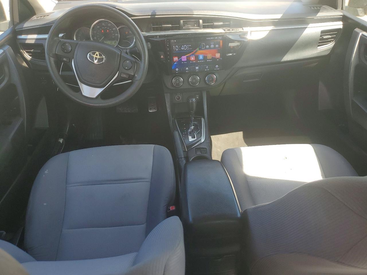 2015 TOYOTA COROLLA
