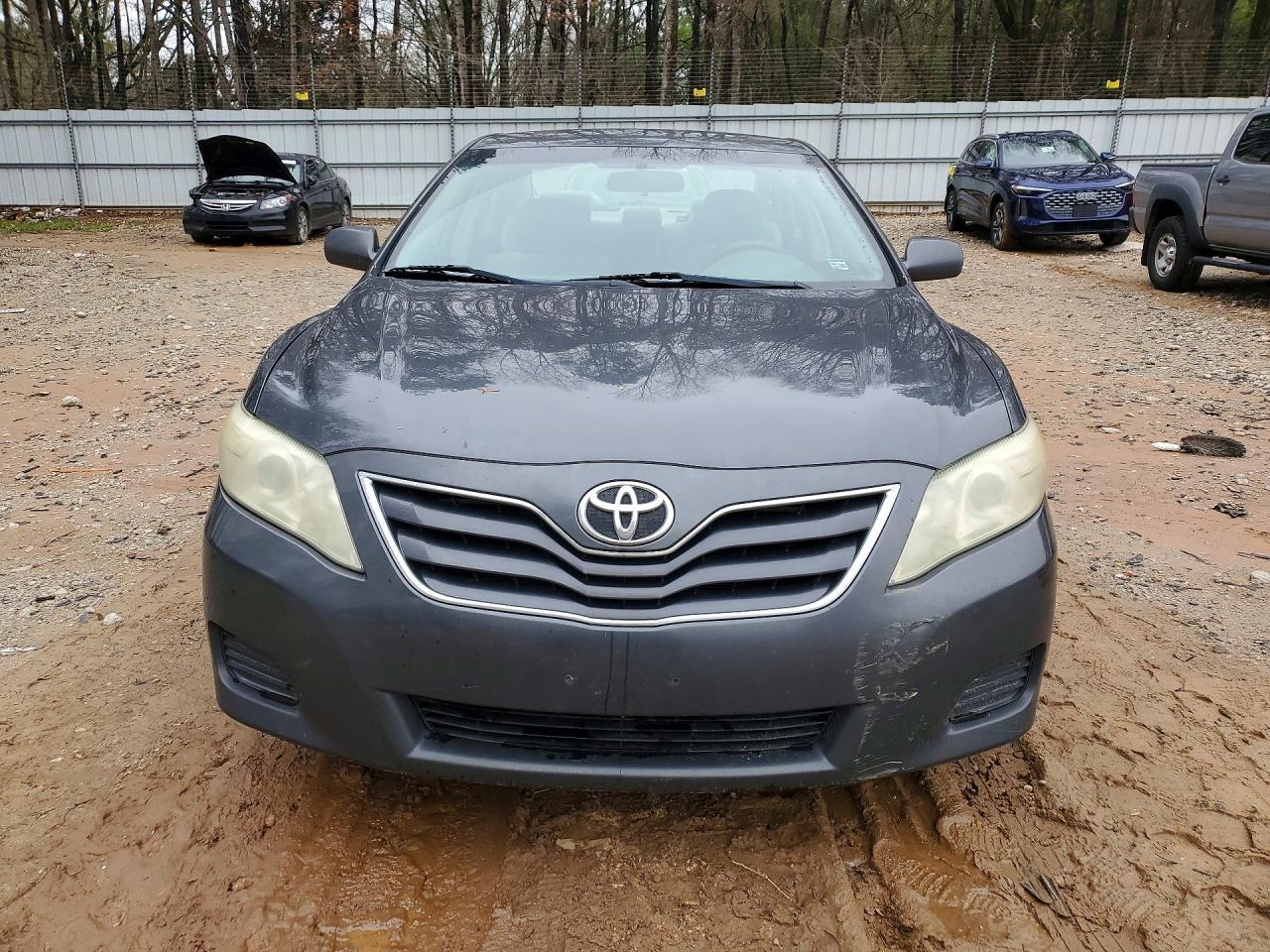 2011 TOYOTA CAMRY