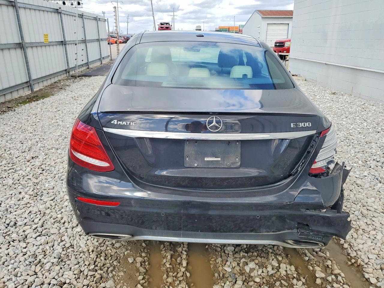 2018 MERCEDES-BENZ E-Class