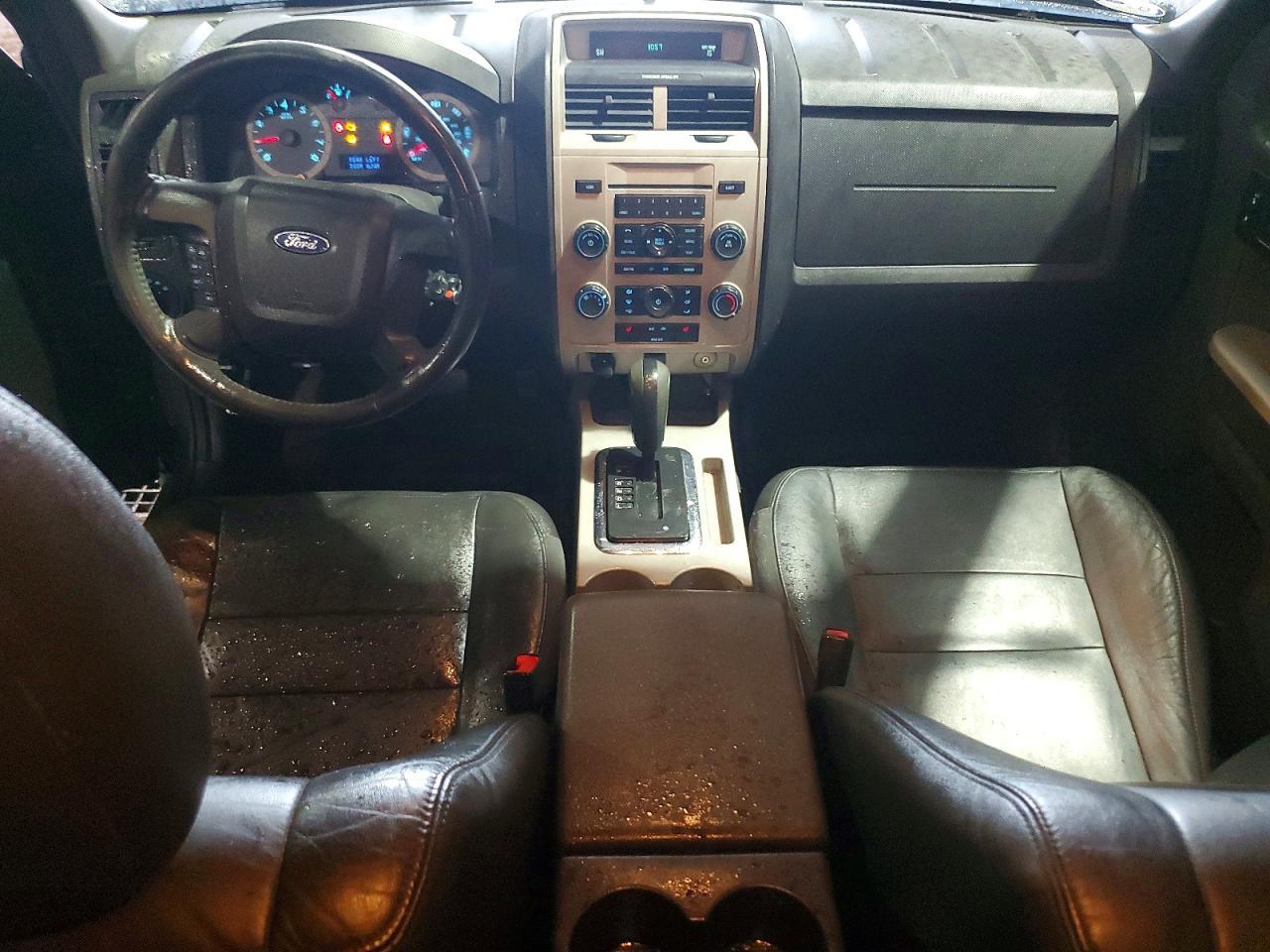 2010 FORD ESCAPE