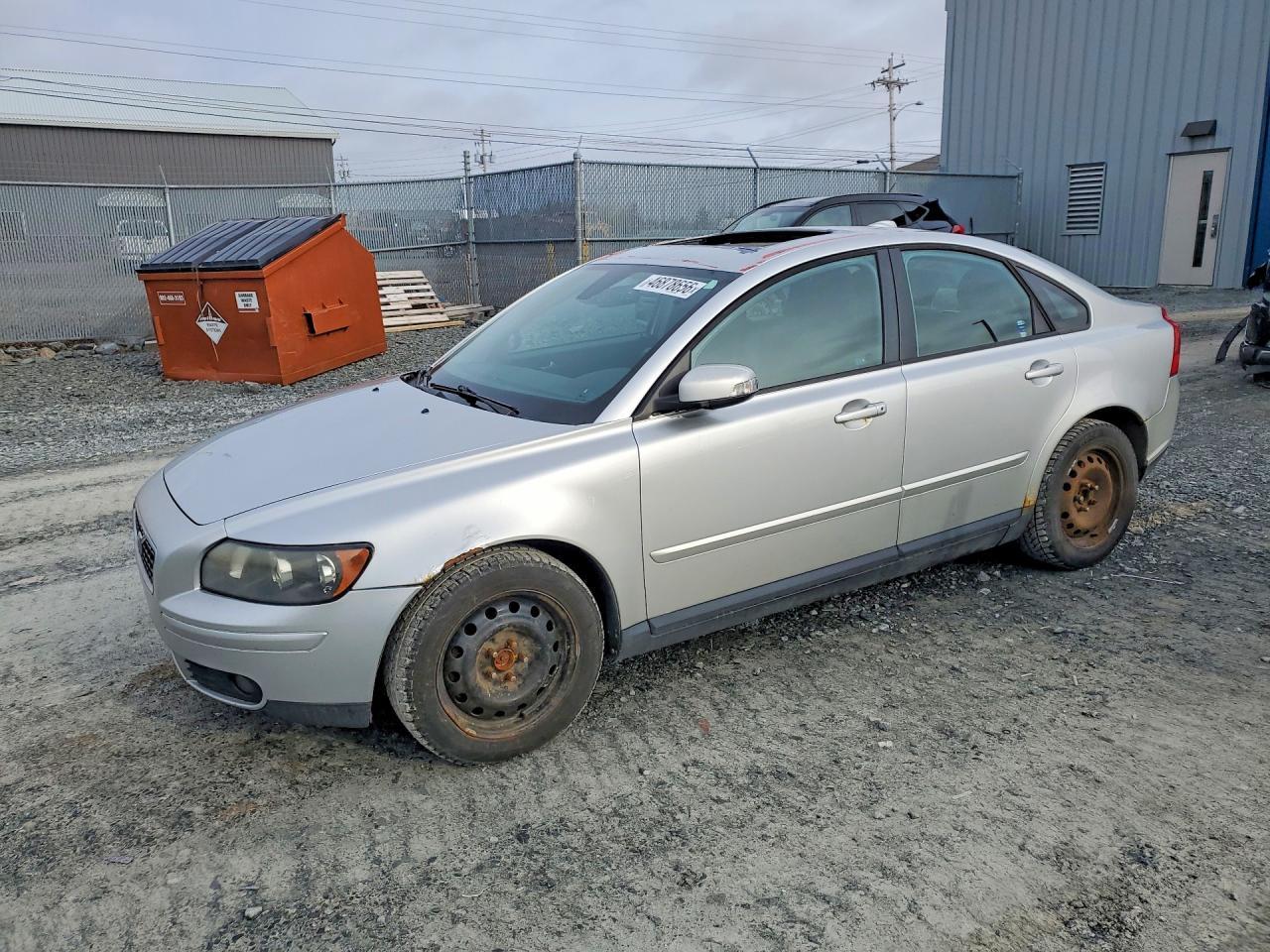 2010 VOLVO S40