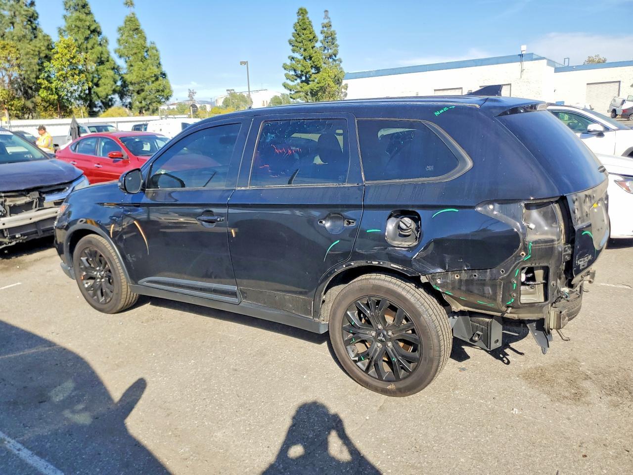 2018 MITSUBISHI outlander