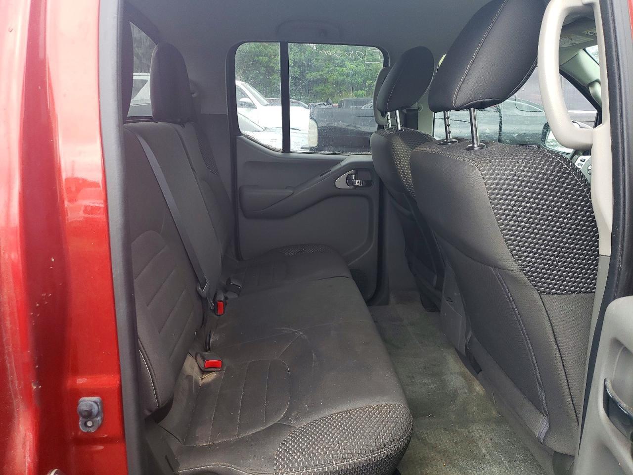 2016 NISSAN Frontier