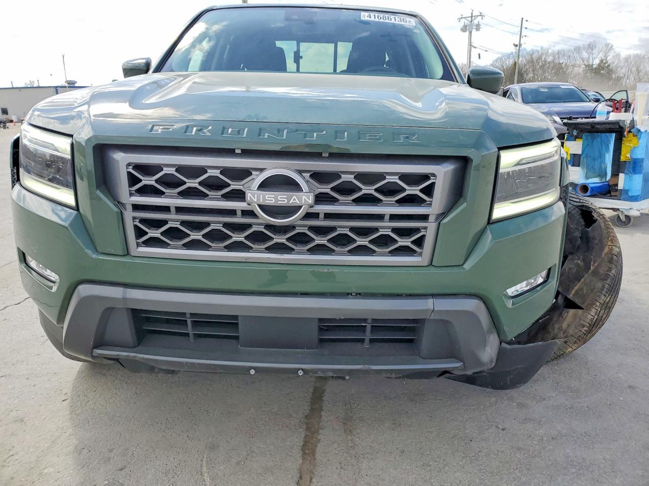 2024 NISSAN Frontier