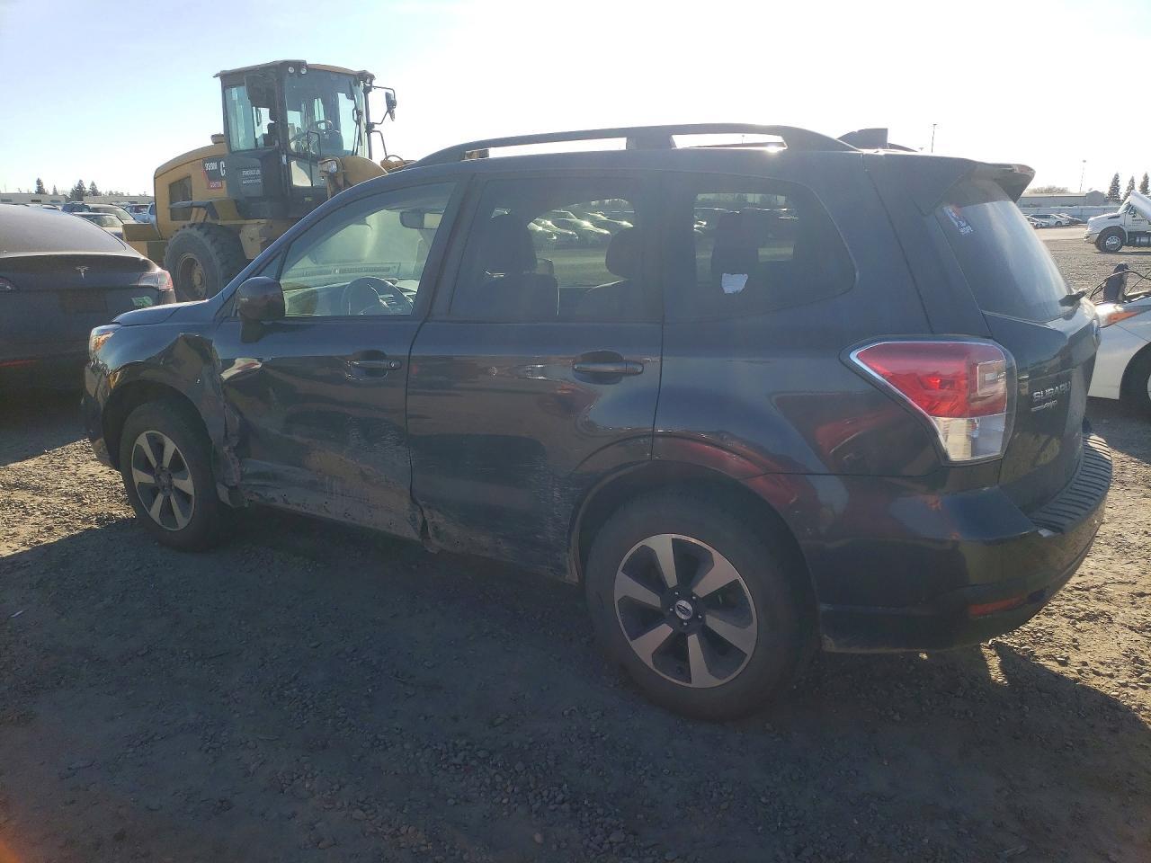 2017 SUBARU FORESTER