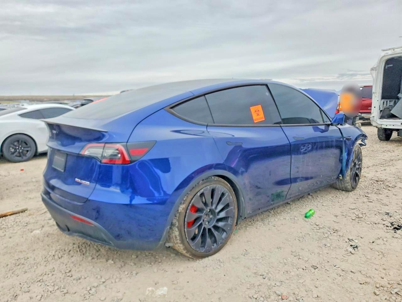 2022 TESLA MODEL Y