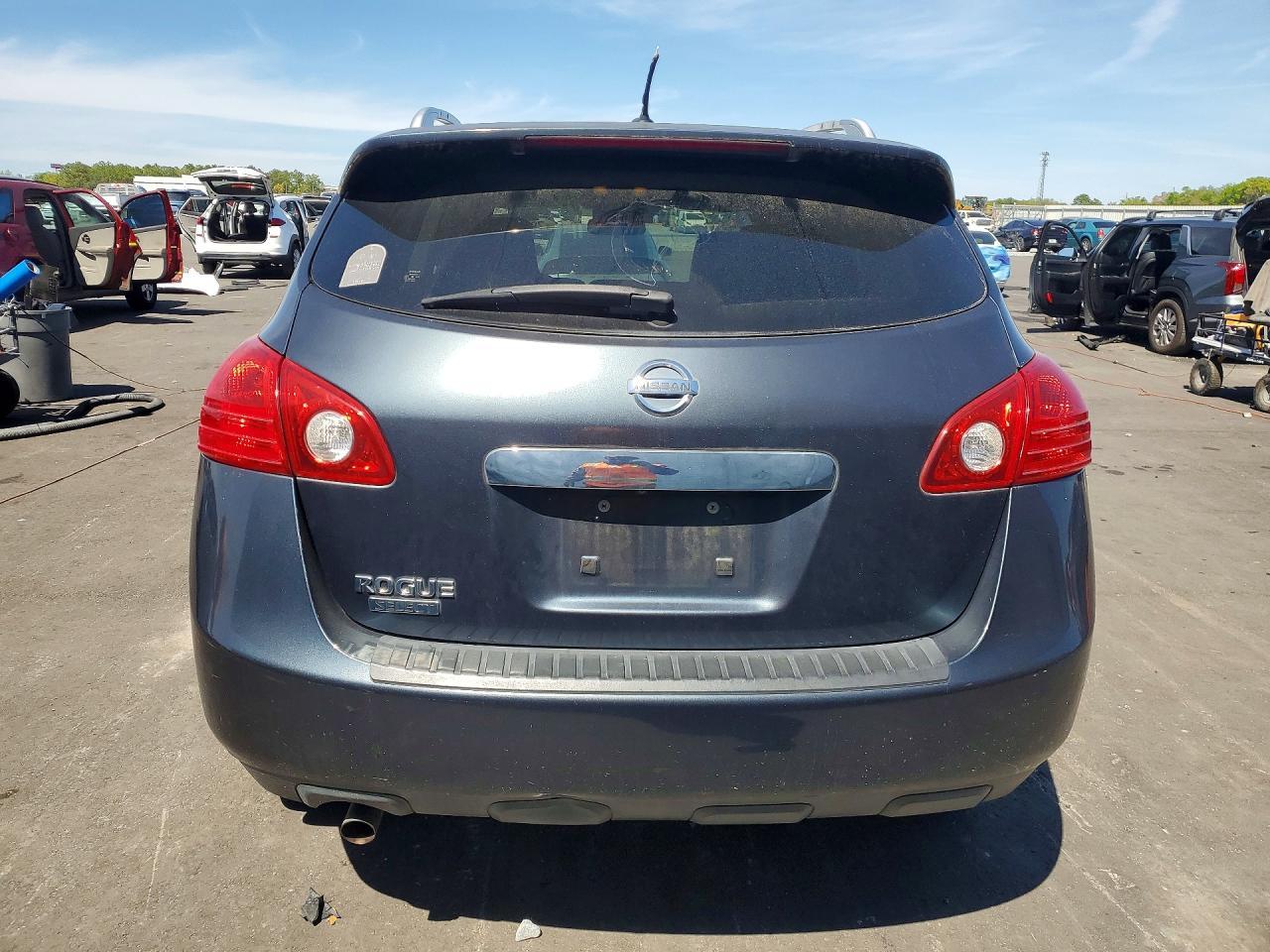 2015 NISSAN ROGUE