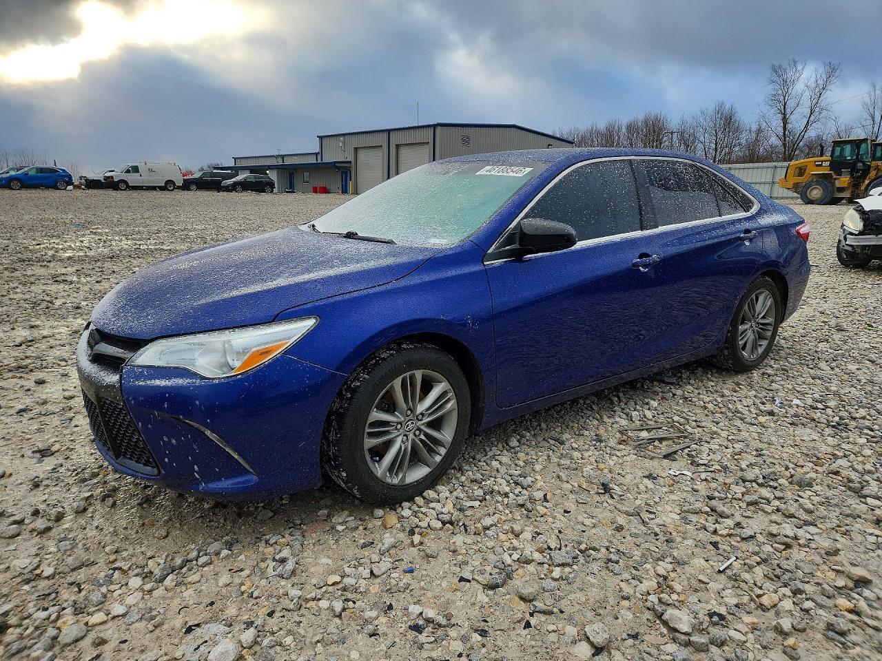 2016 TOYOTA CAMRY