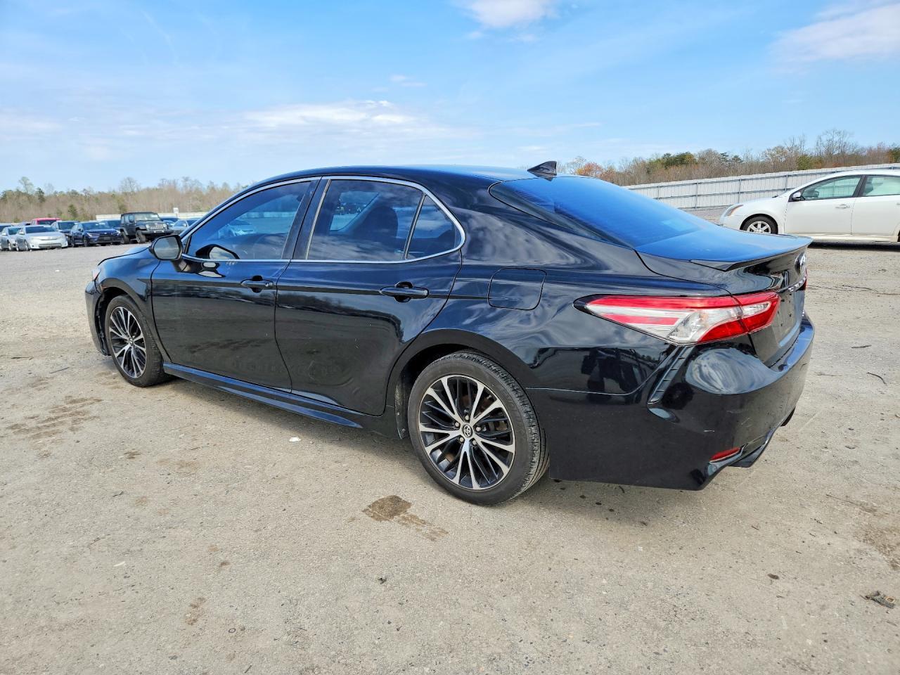 2019 TOYOTA CAMRY