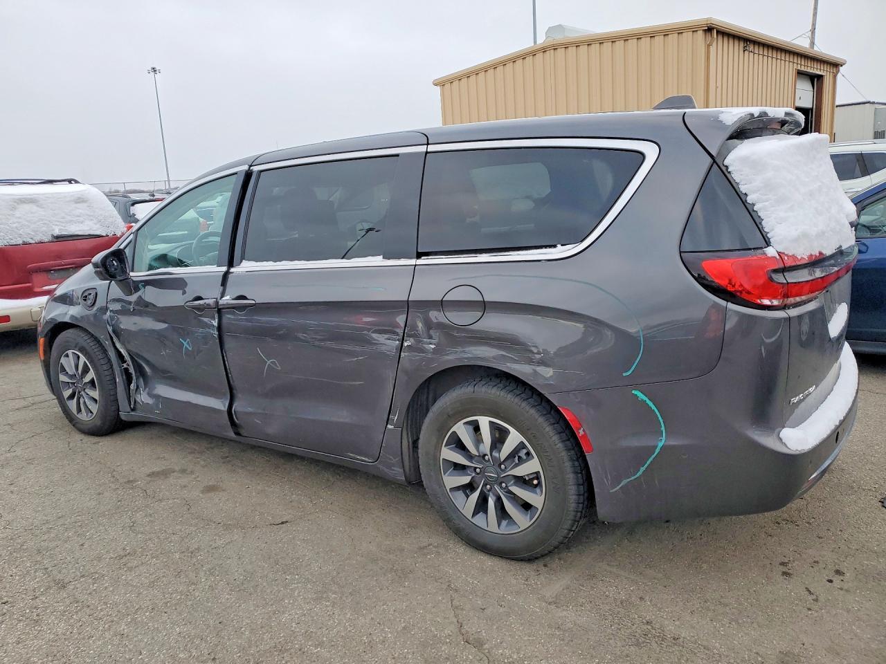 2022 CHRYSLER Pacifica