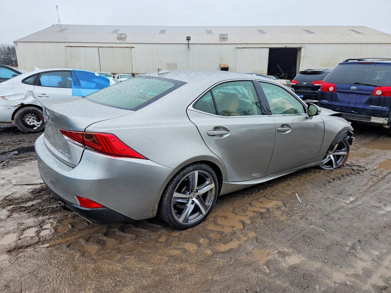 2017 LEXUS IS 300