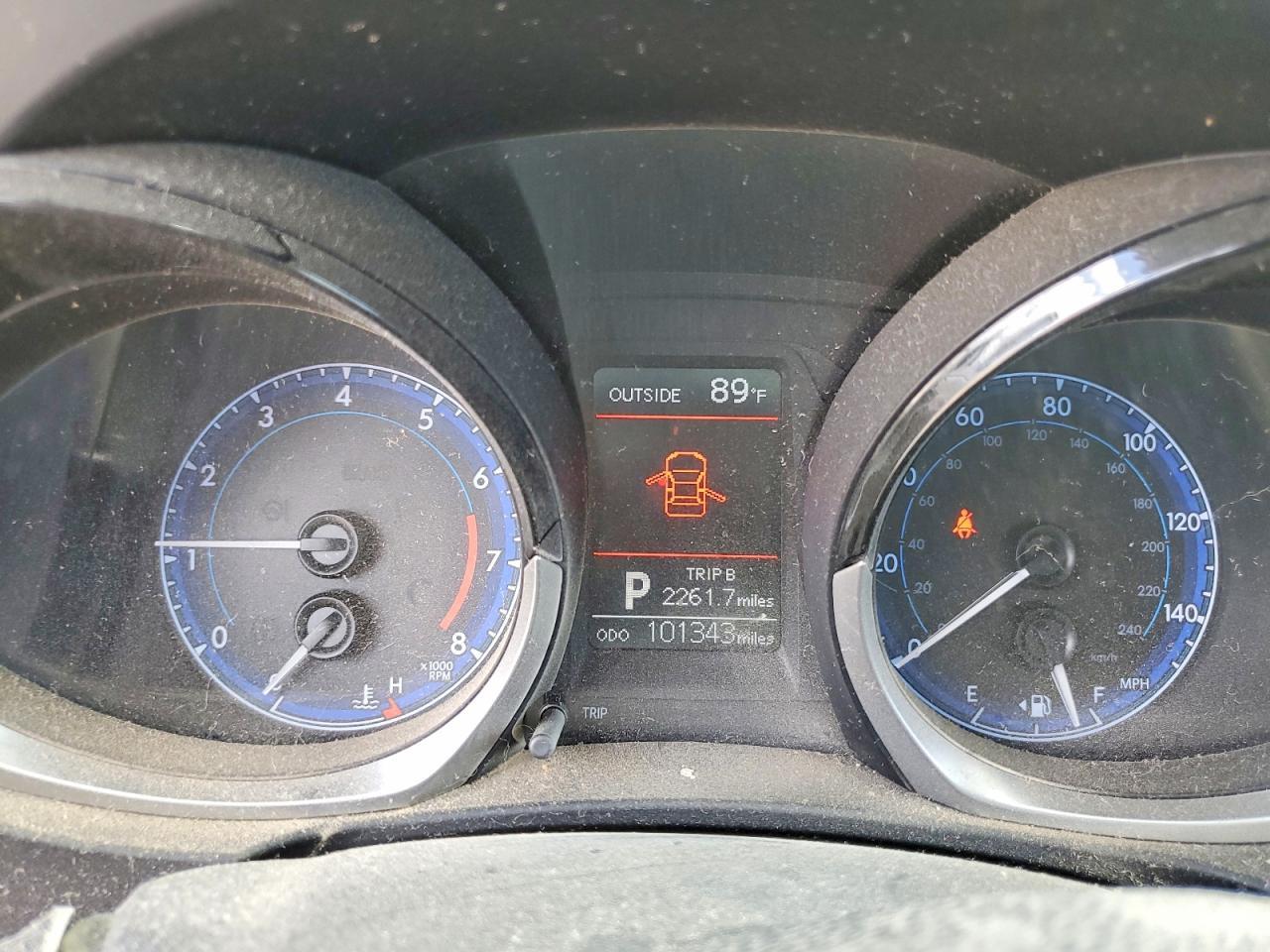 2015 TOYOTA COROLLA