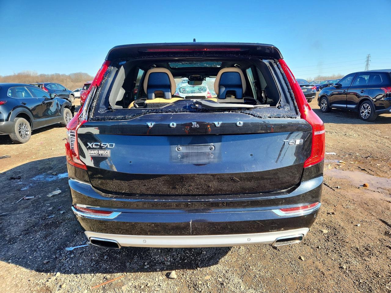 2016 VOLVO XC90