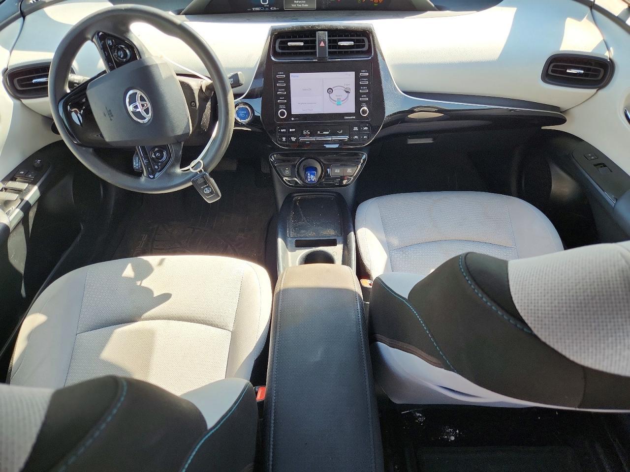 2021 TOYOTA PRIUS